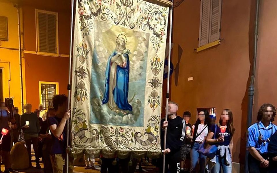 Fiaccolata per la conclusione del mese di maggio